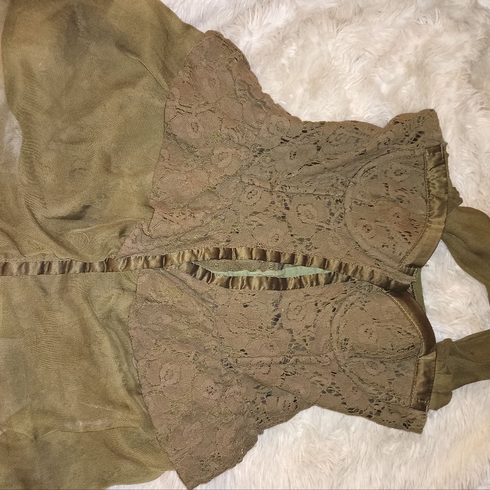 Top - Picture 4 of 4